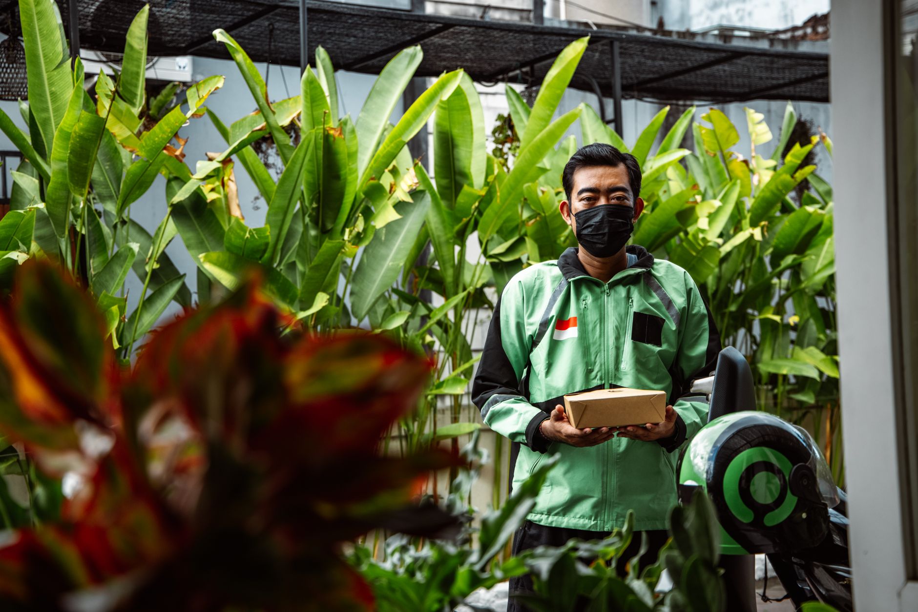 Ilustrasi langkah mudah mendapatkan gratis ongkir di Tokopedia dengan promo dan kode voucher