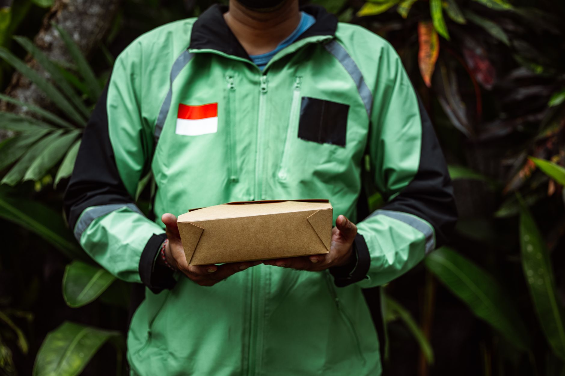 Ilustrasi Tokopedia sebagai platform e‑commerce terkemuka di Indonesia.