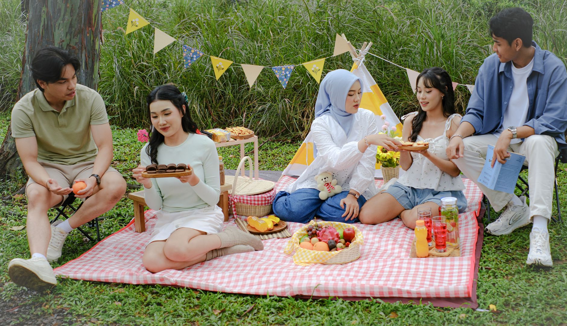 Promosi diskon Tokopedia dengan produk pilihan hingga 70% potongan, temukan penawaran terbaik hari ini.