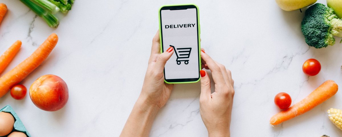 Panduan langkah demi langkah memesan makanan di Shopee dengan cepat dan mudah.